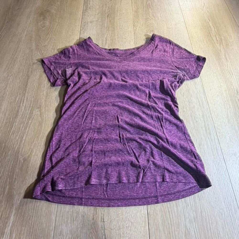 Mossimo Men's Purple and Burgundy T-shirt